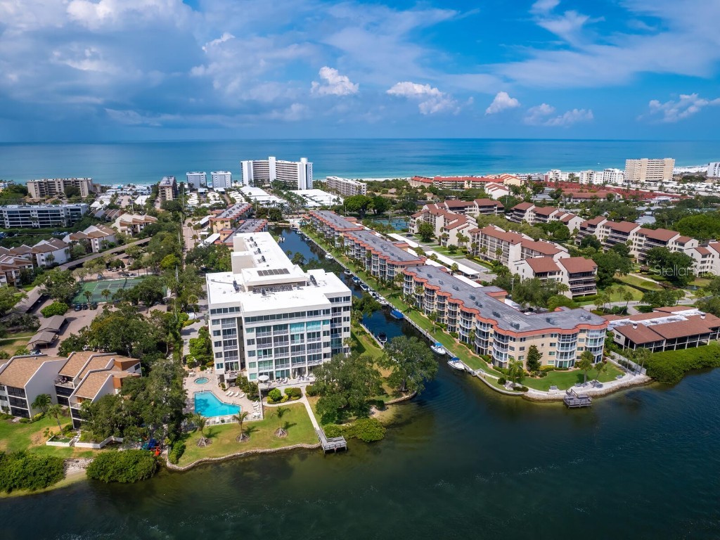 1350 N Portofino Drive #309 Sarasota FL 34242 A4614201 image1