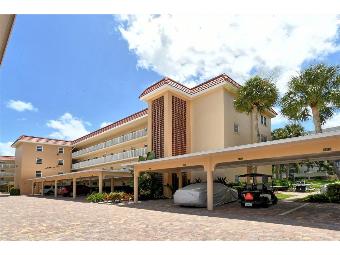 1350 N Portofino Drive #402 Sarasota FL 34242 A4654820 image1
