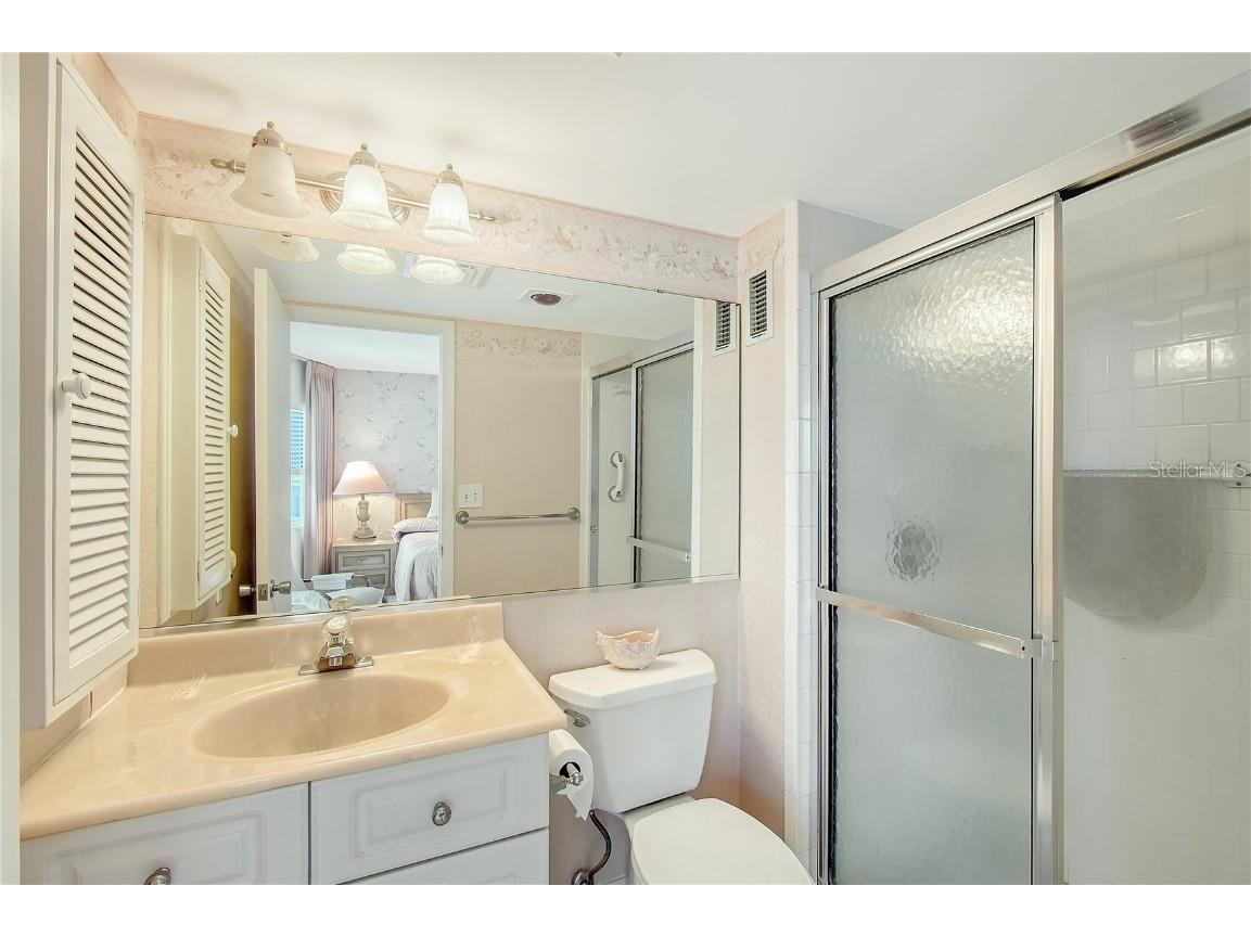 1350 N Portofino Drive #402 Sarasota FL 34242 A4654820 image18