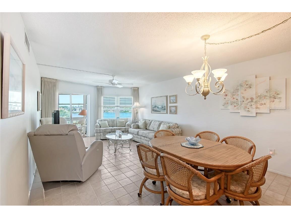 1350 N Portofino Drive #402 Sarasota FL 34242 A4654820 image4