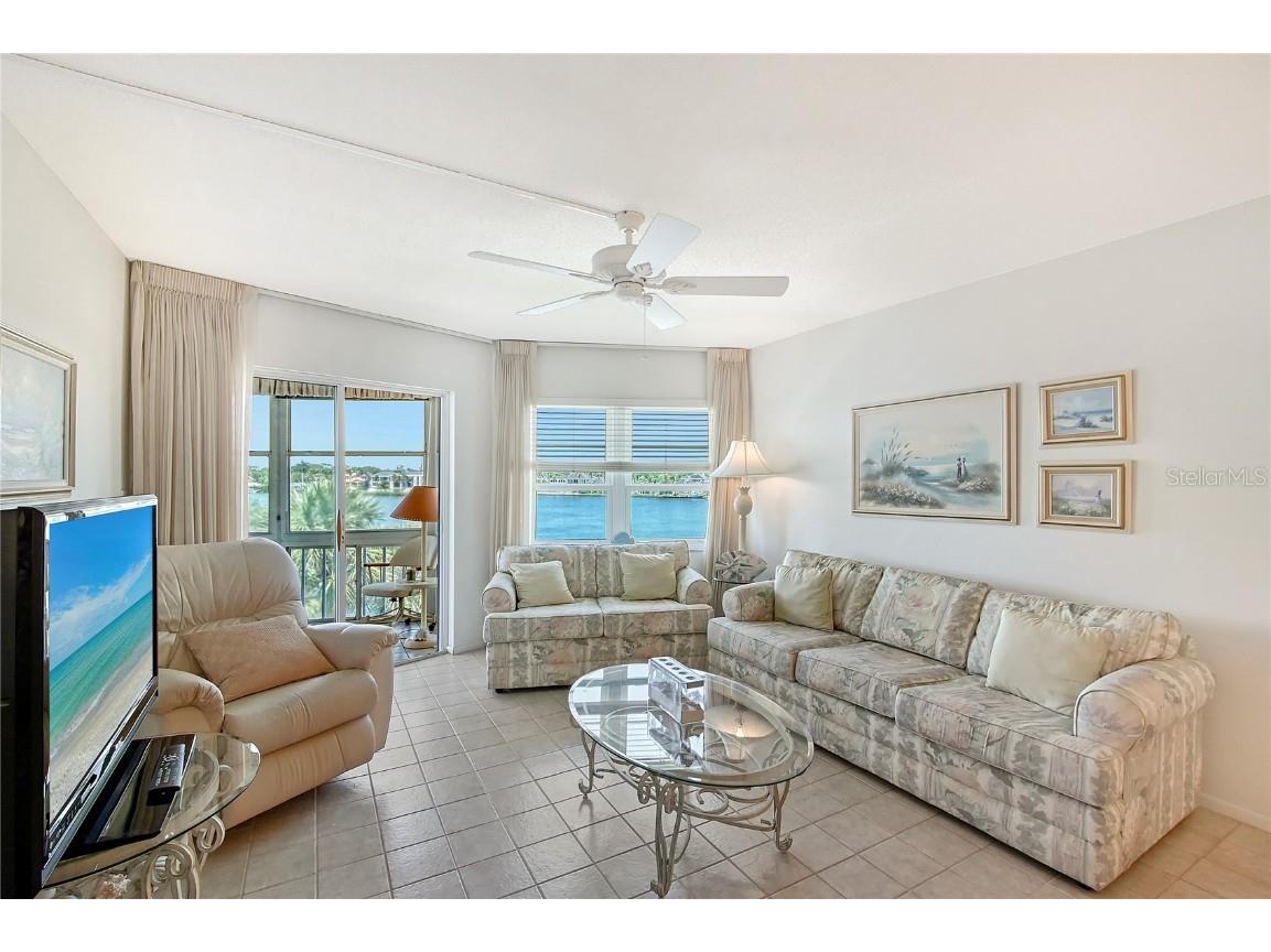 1350 N Portofino Drive #402 Sarasota FL 34242 A4654820 image5