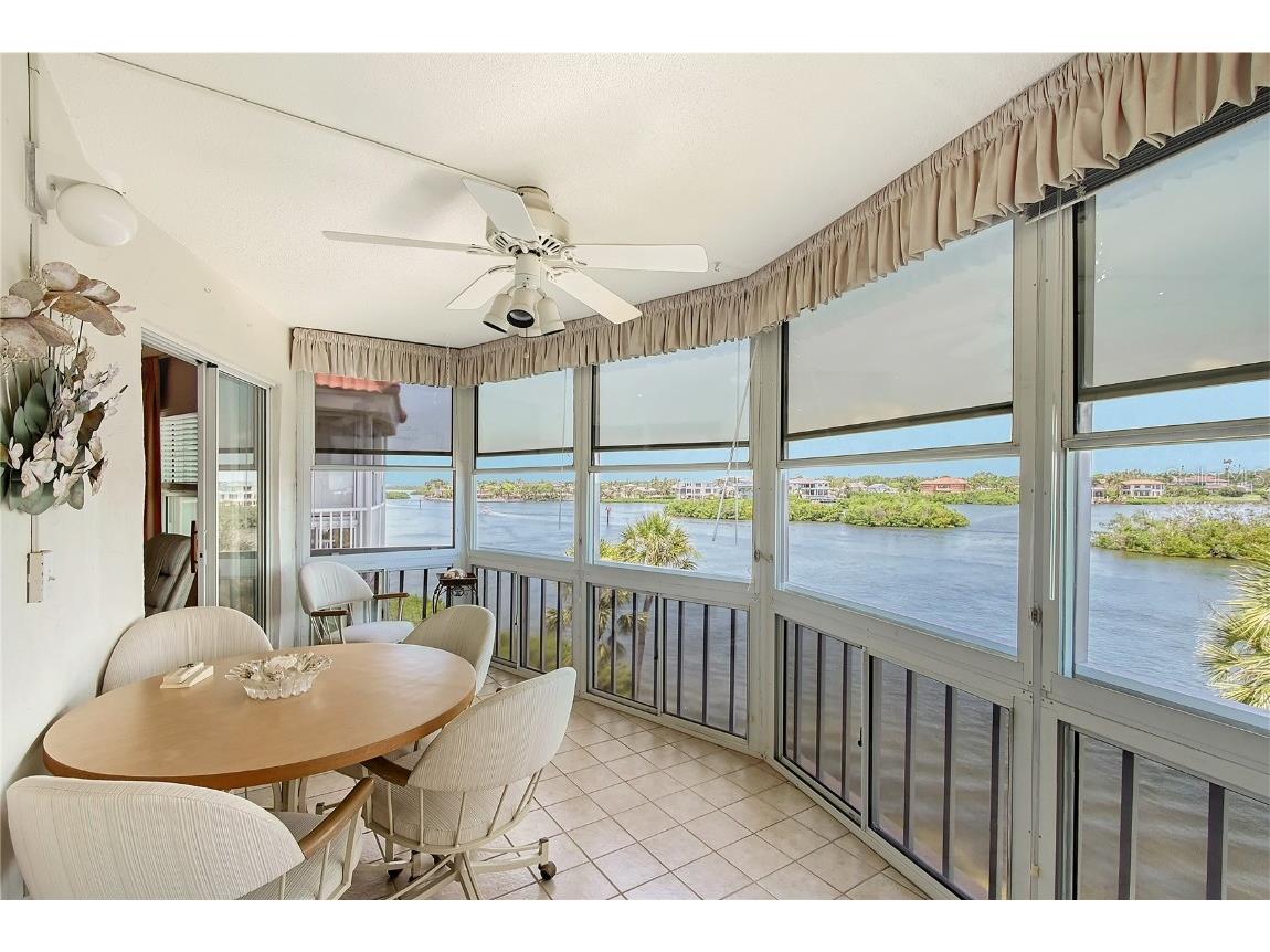 1350 N Portofino Drive #402 Sarasota FL 34242 A4654820 image7