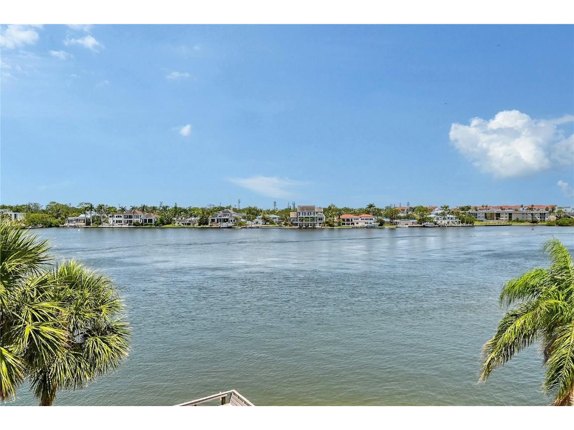 1350 N Portofino Drive #402 Sarasota FL 34242 A4654820 image8