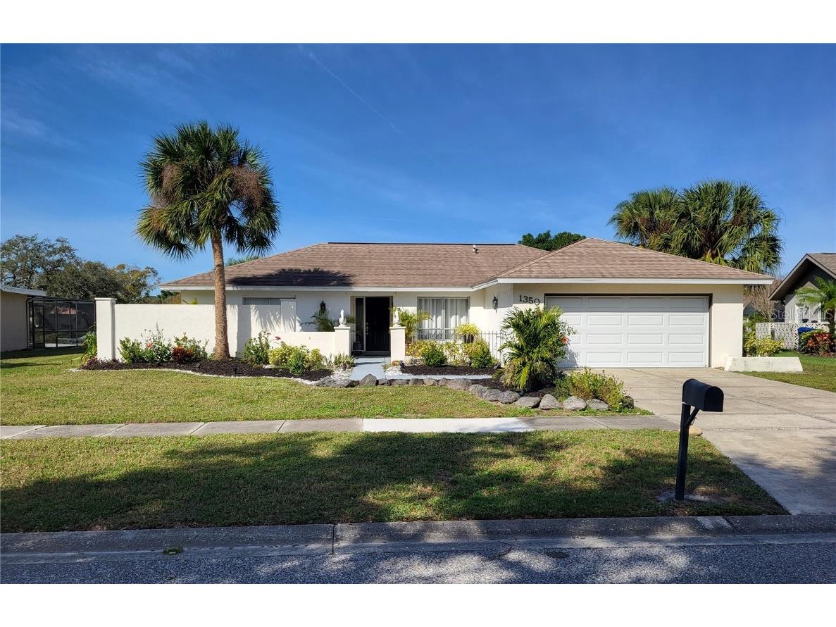 1350 Palmwood Drive Sarasota FL 34232 A4596298 image1