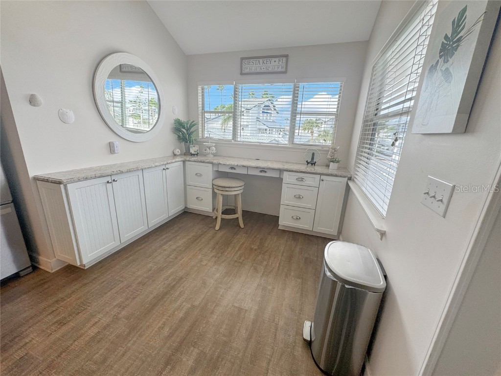 1350 Siesta Bayside Drive #1350-B Sarasota FL 34242 A4594300 image10