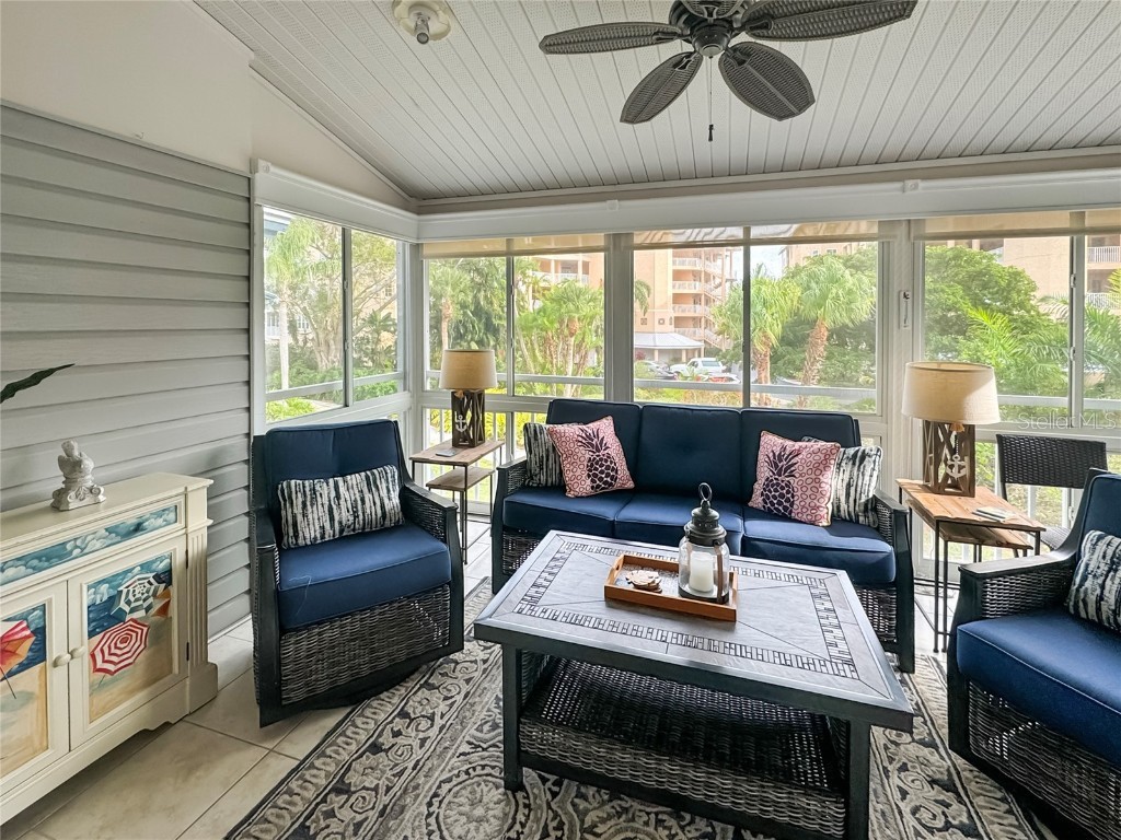 1350 Siesta Bayside Drive #1350-B Sarasota FL 34242 A4594300 image7