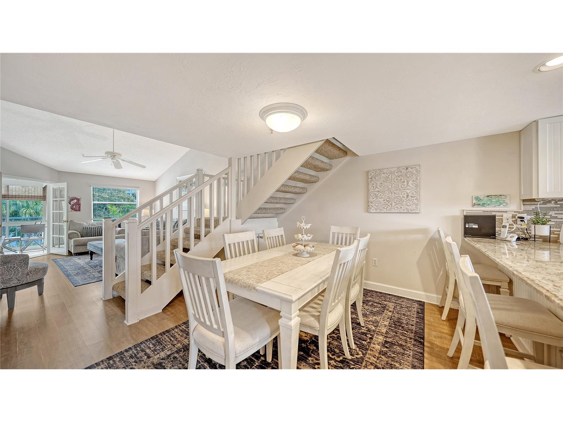 1350 Siesta Bayside Drive #1350B Sarasota FL 34242 A4683073 image10