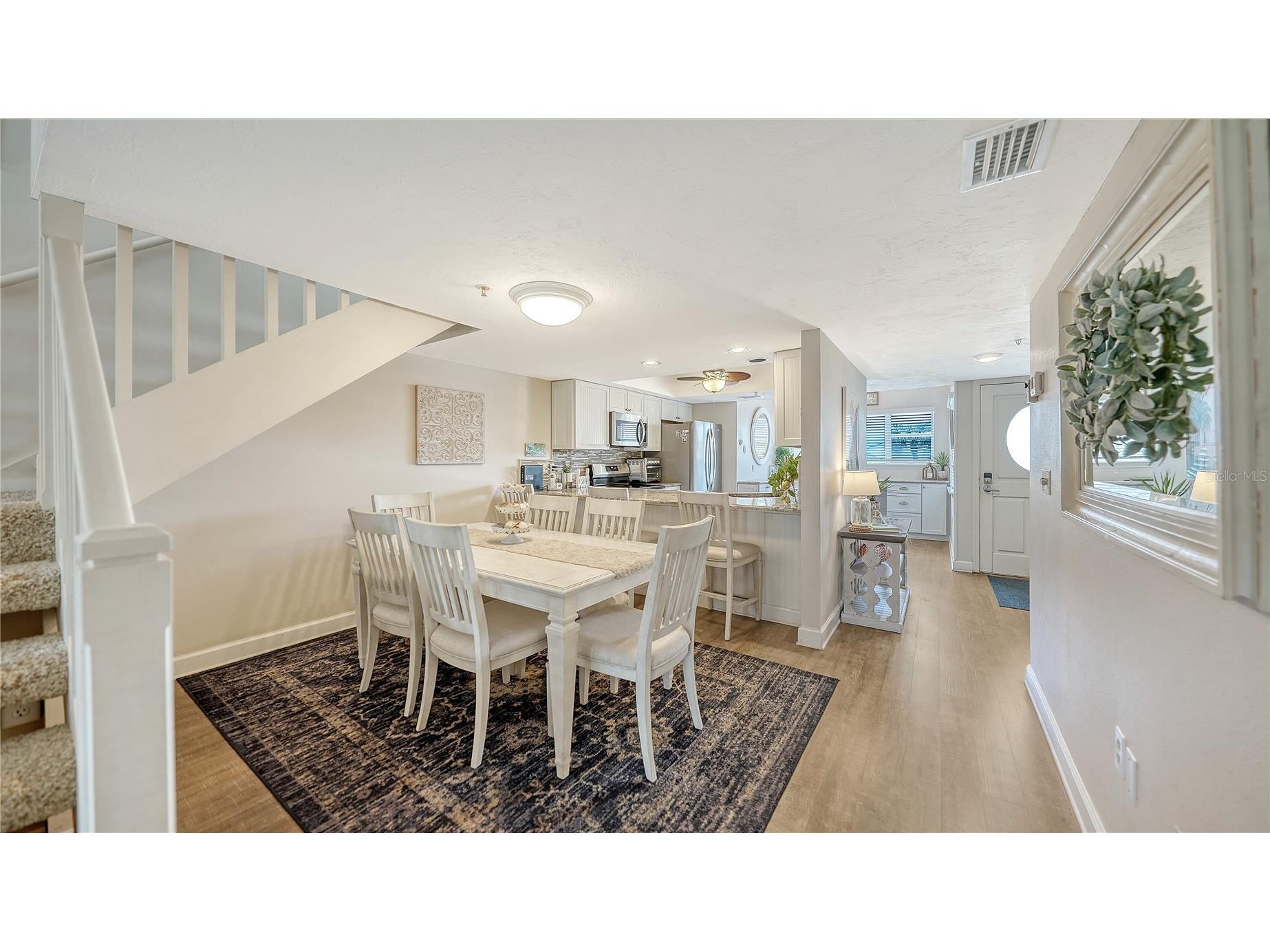 1350 Siesta Bayside Drive #1350B Sarasota FL 34242 A4683073 image12