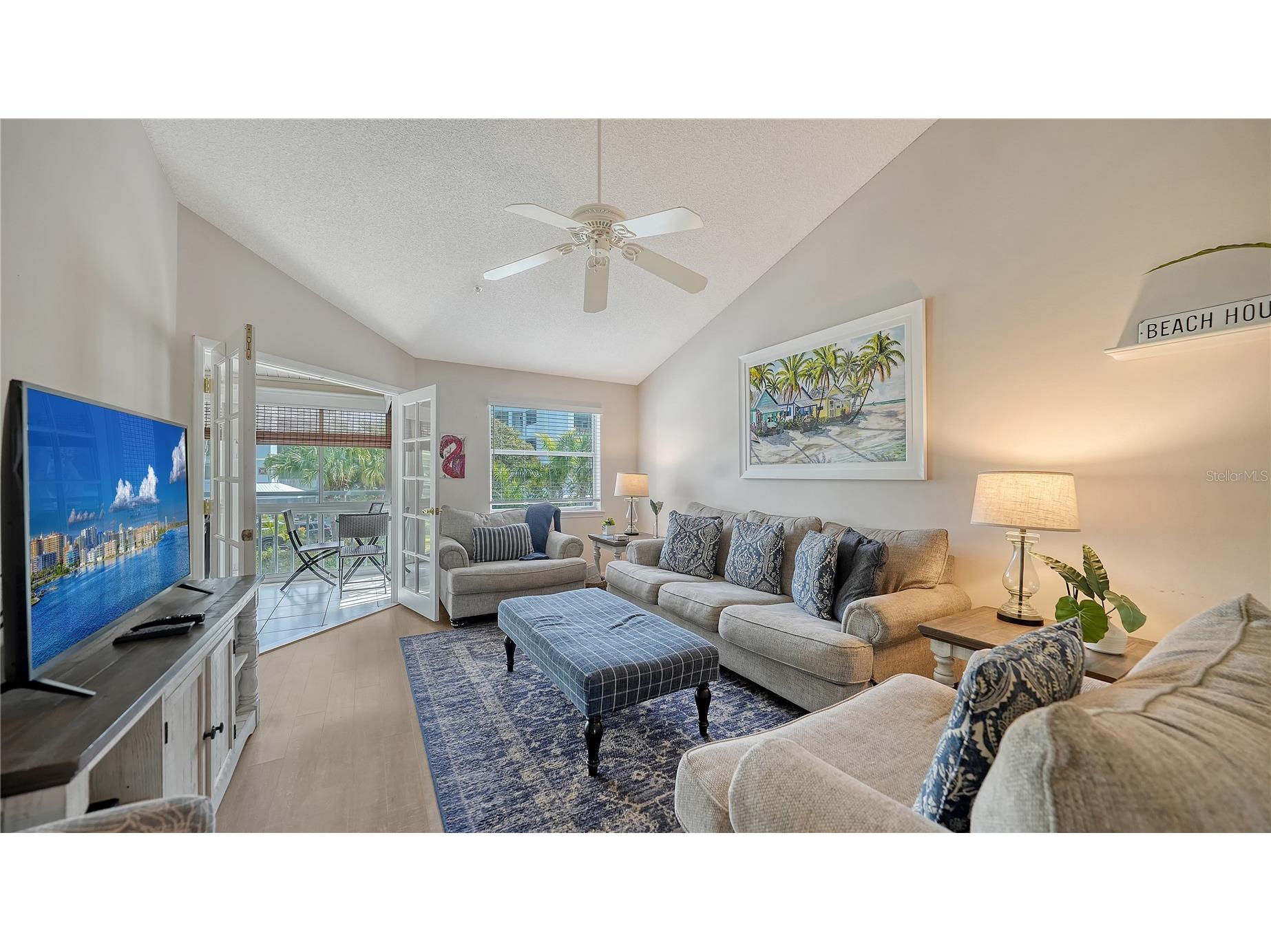 1350 Siesta Bayside Drive #1350B Sarasota FL 34242 A4683073 image14
