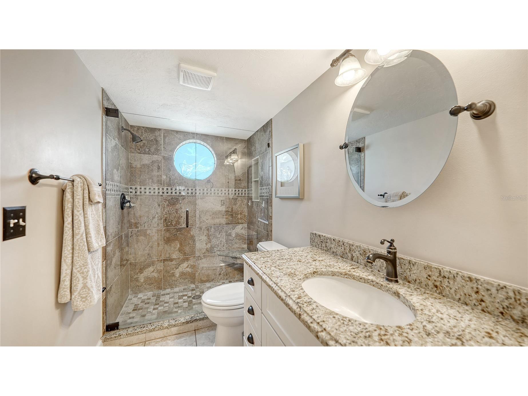 1350 Siesta Bayside Drive #1350B Sarasota FL 34242 A4683073 image24