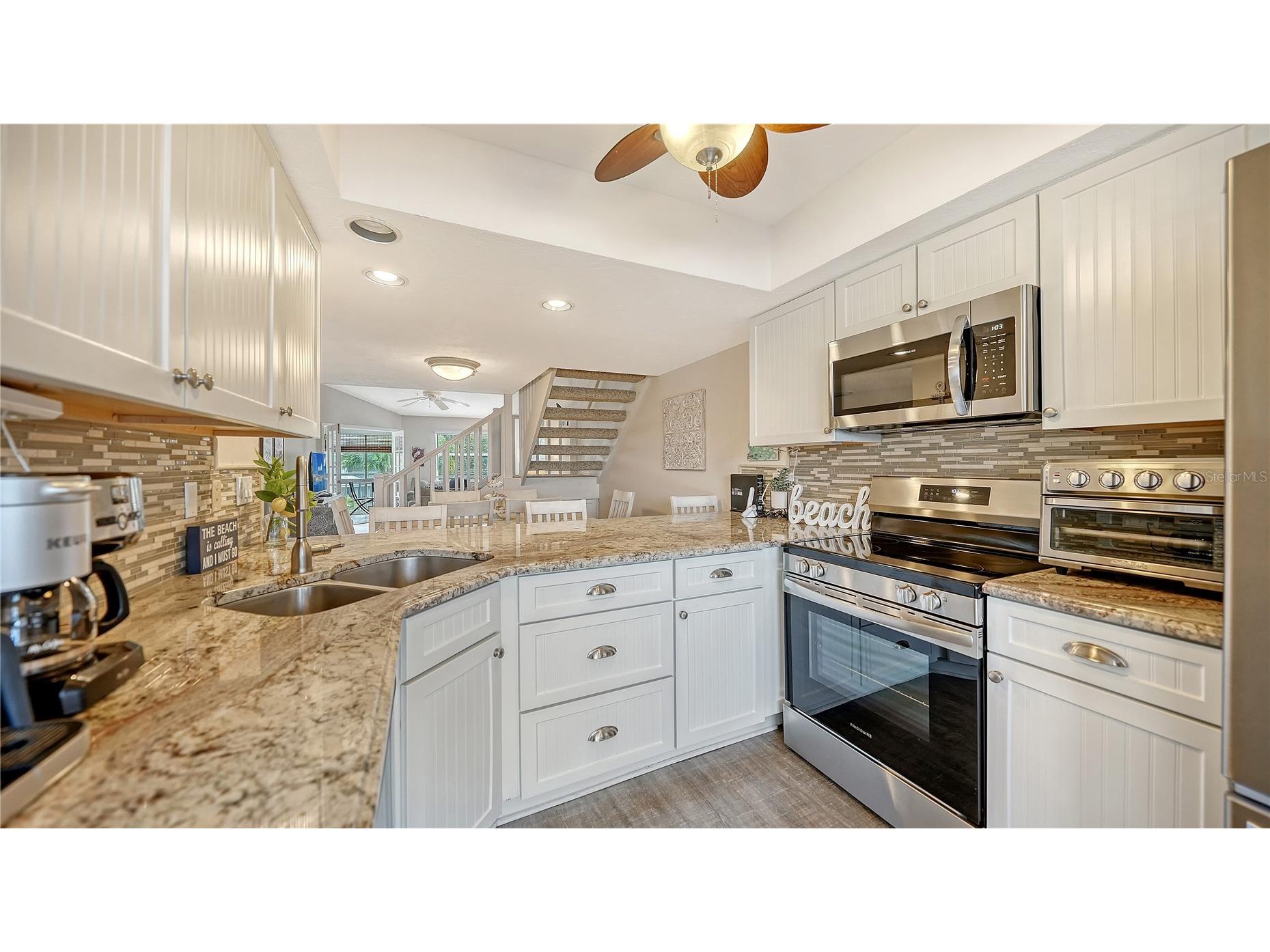 1350 Siesta Bayside Drive #1350B Sarasota FL 34242 A4683073 image7