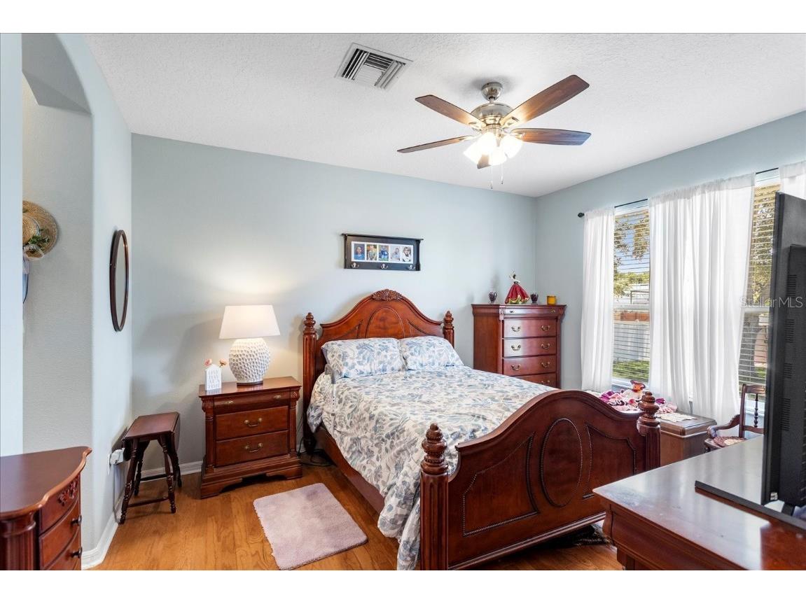 13500 Biscayne Drive Grand Island FL 32735 O6350314 image12