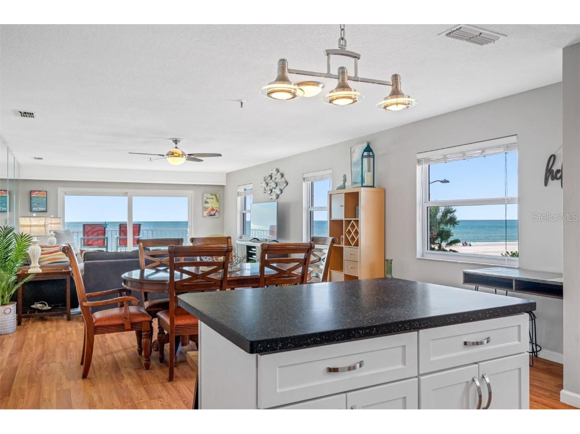 13500 Gulf Boulevard #208 Madeira Beach FL 33708 - GULF OF MEXICO U8222878 image1