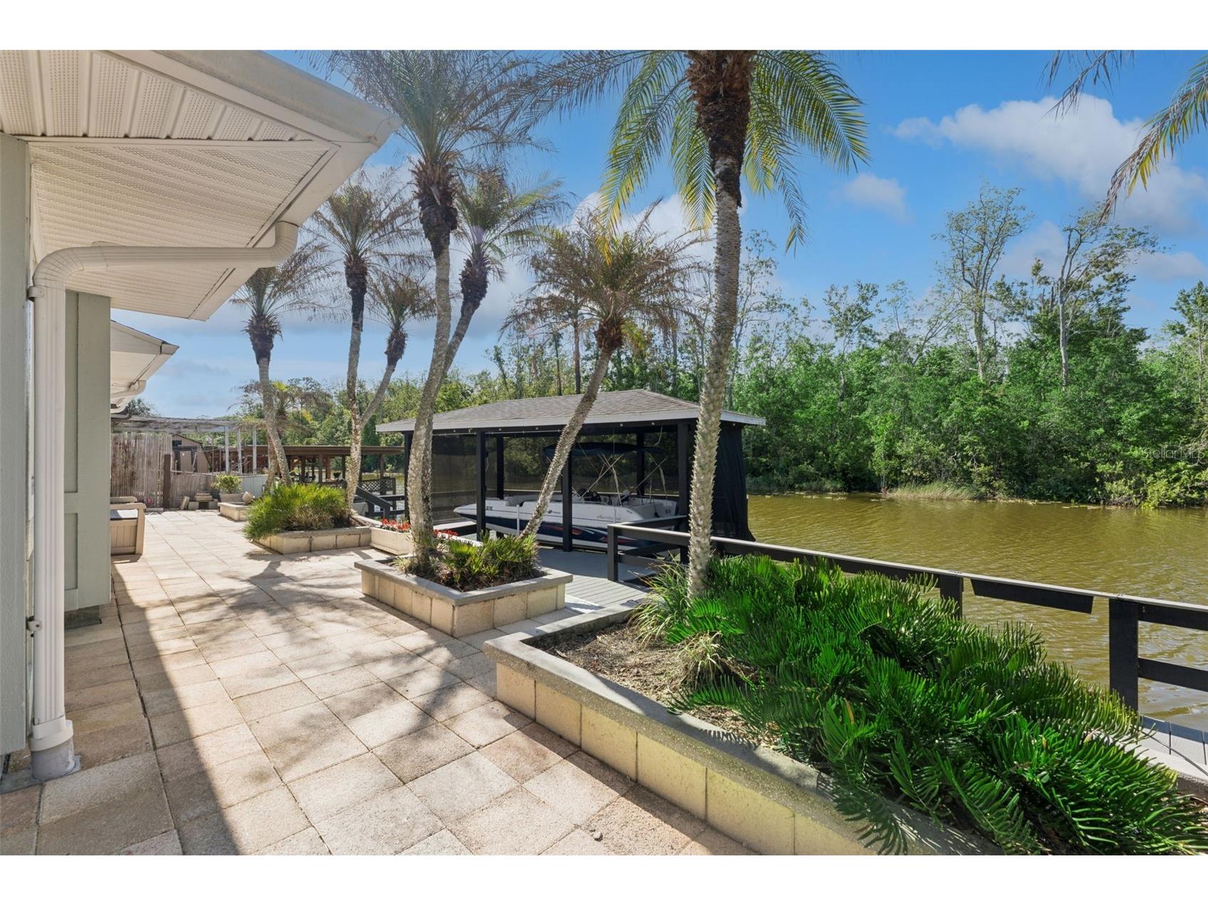 13502 Country Club Drive Tavares FL 32778 - LITTLE LAKE HARRIS G5111423 image31