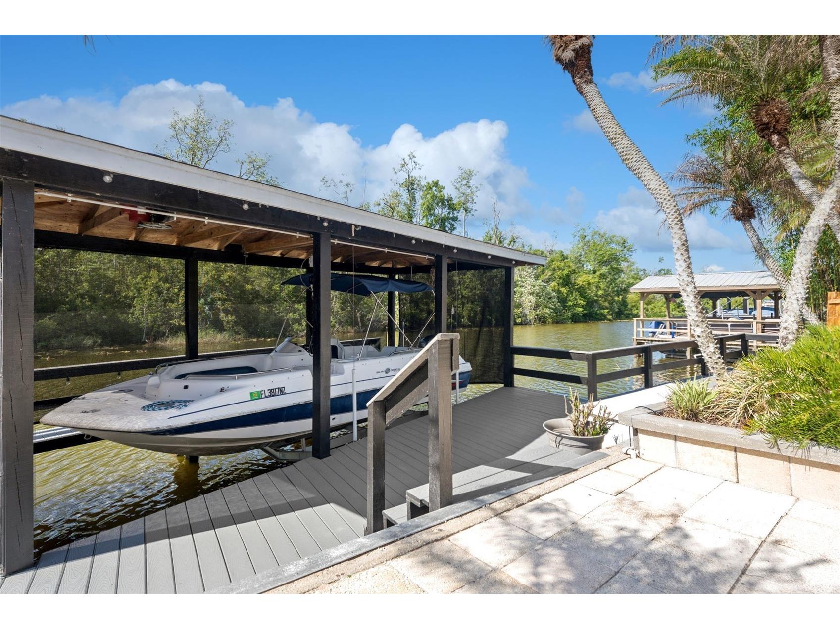13502 Country Club Drive Tavares FL 32778 - LITTLE LAKE HARRIS G5111423 image32
