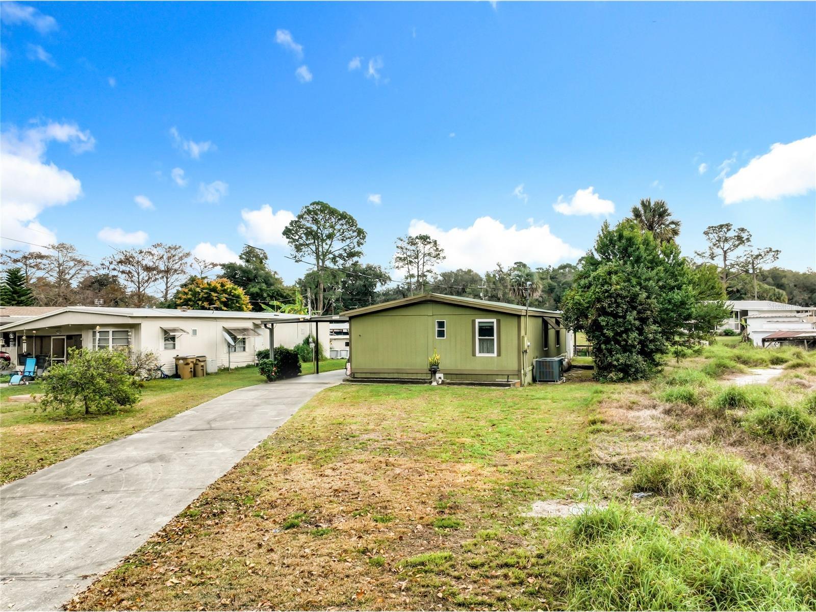 13508 Palm Drive Astatula FL 34705 - LAKE HARRIS G5106698 image1