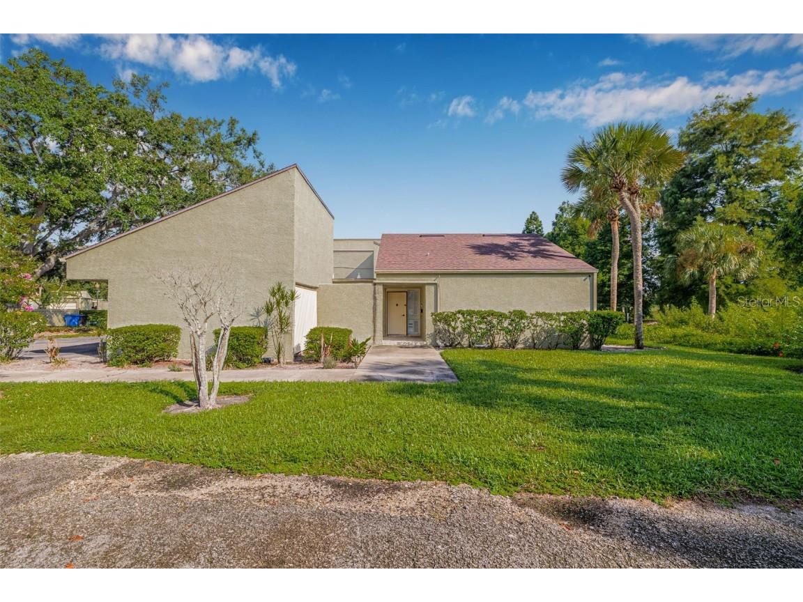 13509 Palmwood Lane Tampa FL 33618 TB8409857 image1