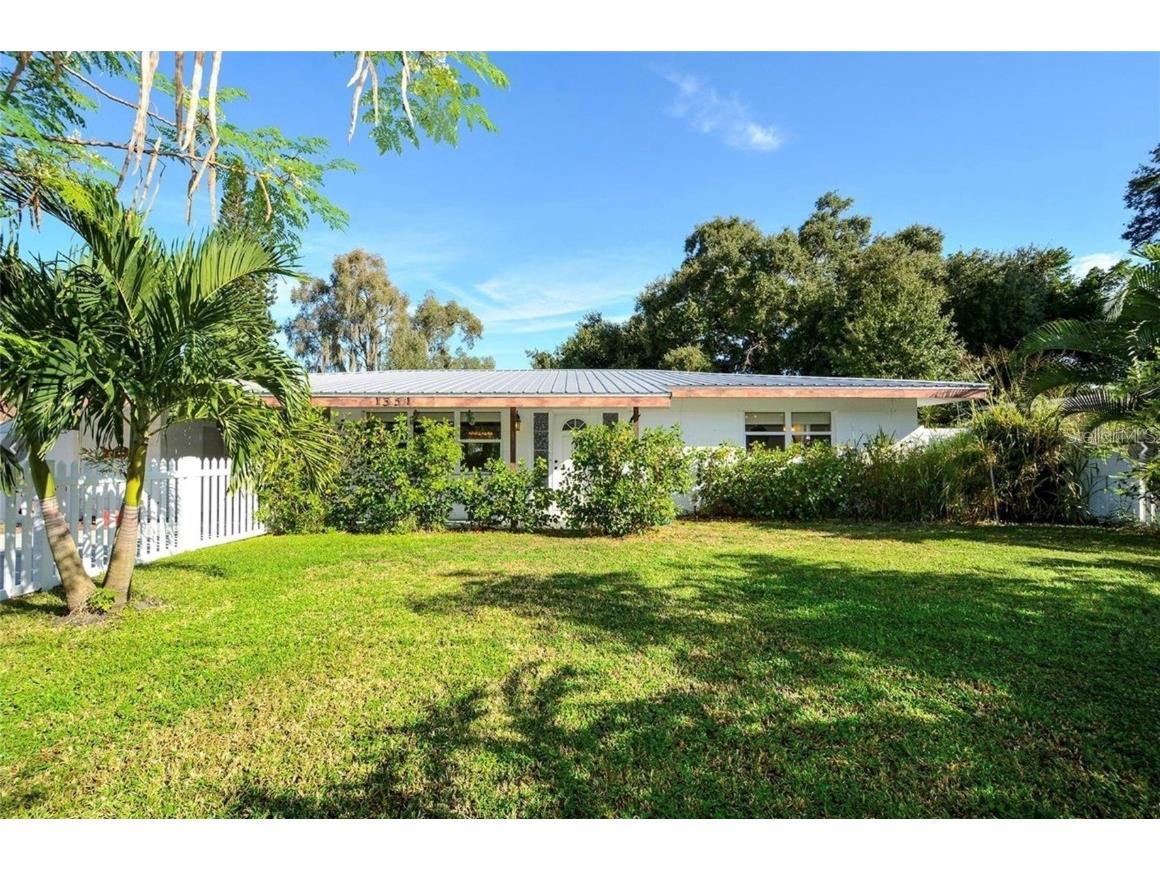 1351 22nd Street Sarasota FL 34234 A4591912 image1