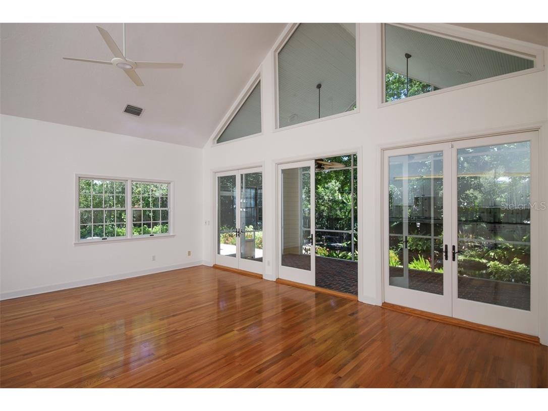 1351 Dixie Lee Lane Sarasota FL 34231 A4668211 image17