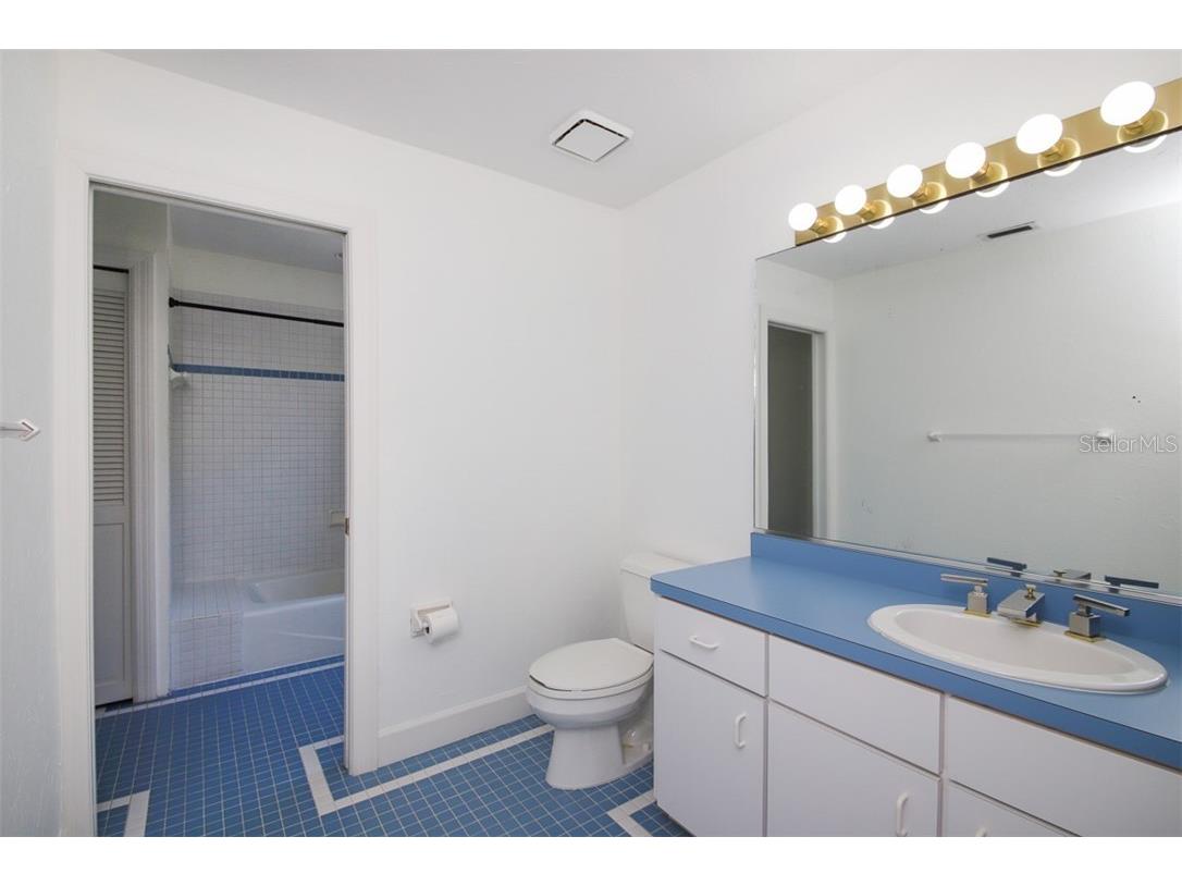 1351 Dixie Lee Lane Sarasota FL 34231 A4668211 image21