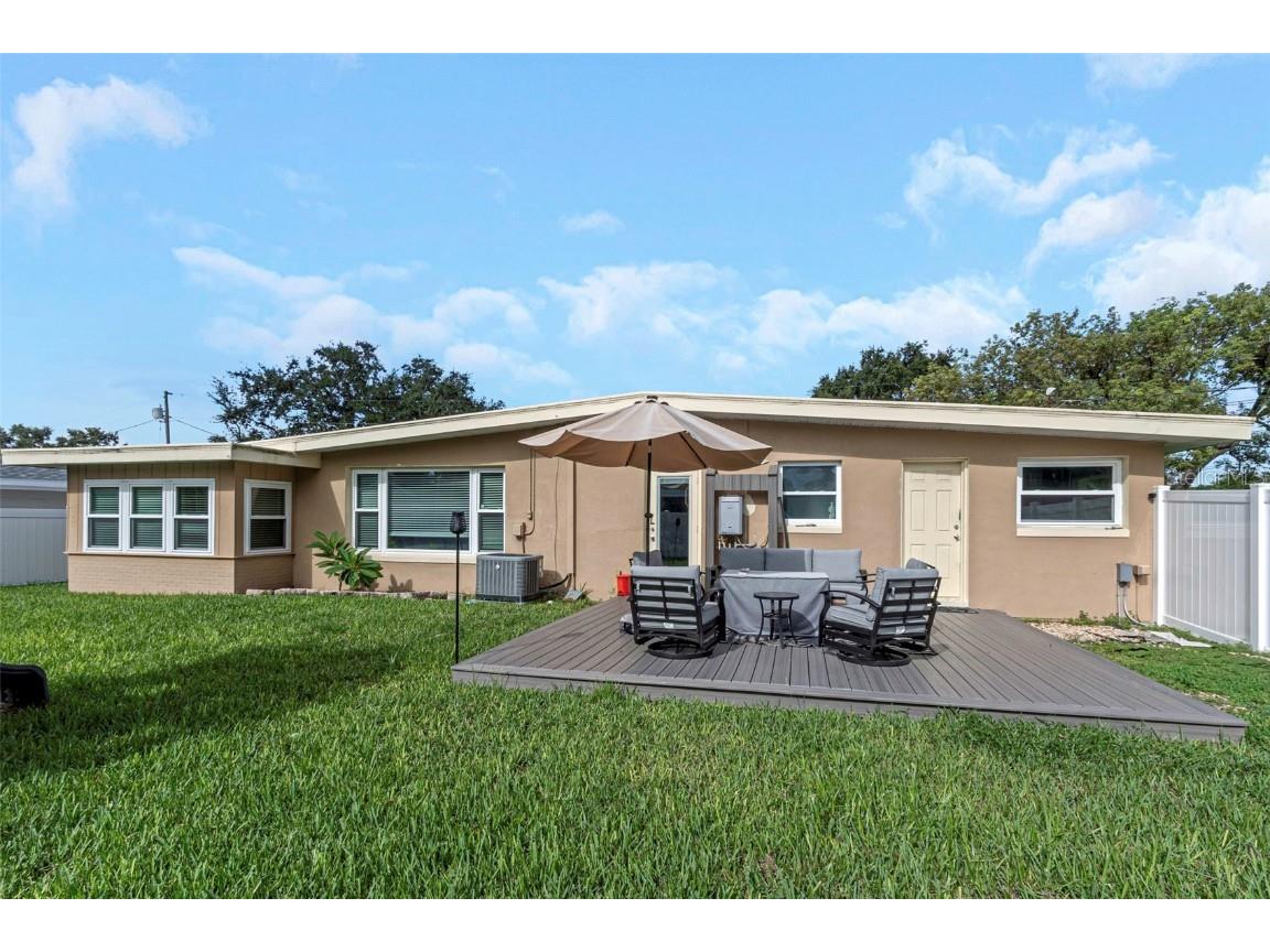 1351 Fairfax Road Clearwater FL 33764 TB8425615 image44