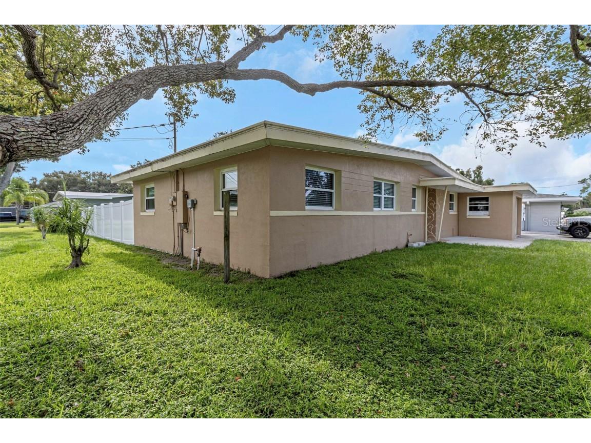 1351 Fairfax Road Clearwater FL 33764 TB8425615 image6