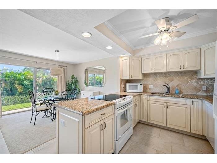 1351 Gulf Boulevard #118 Clearwater Beach FL 33767 TB8415941 image14