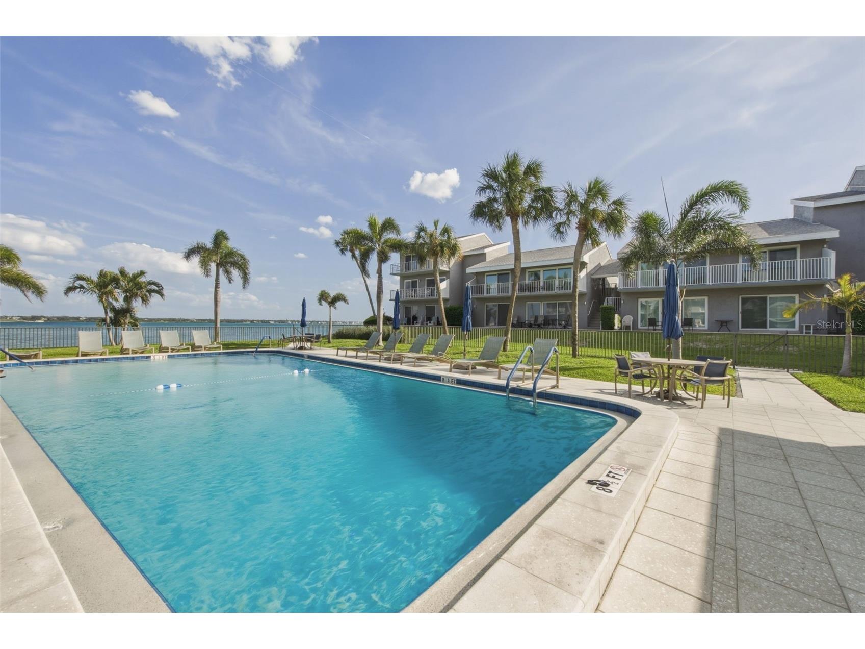 1351 Gulf Boulevard #202 Clearwater Beach FL 33767 TB8497477 image3