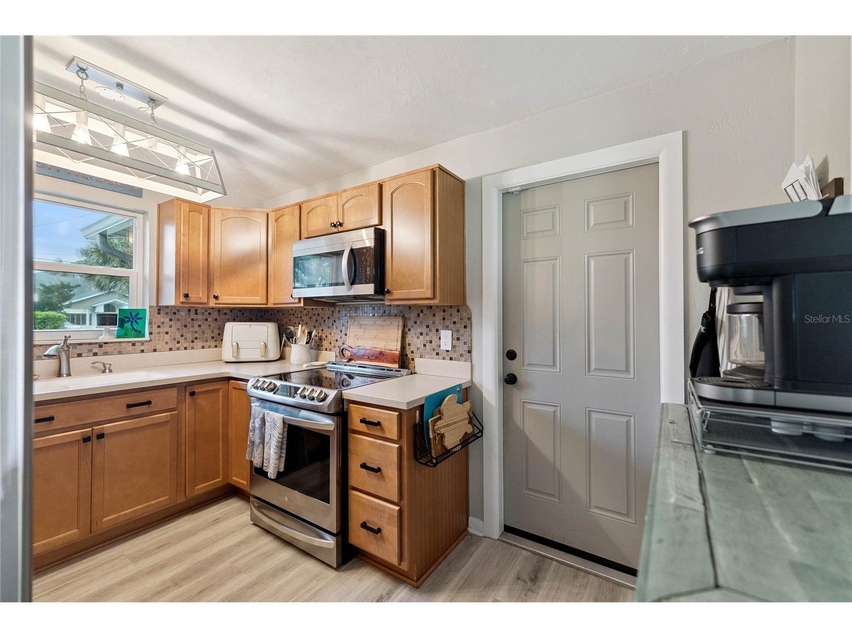 1351 John Anderson Drive Ormond Beach FL 32176 O6393478 image12