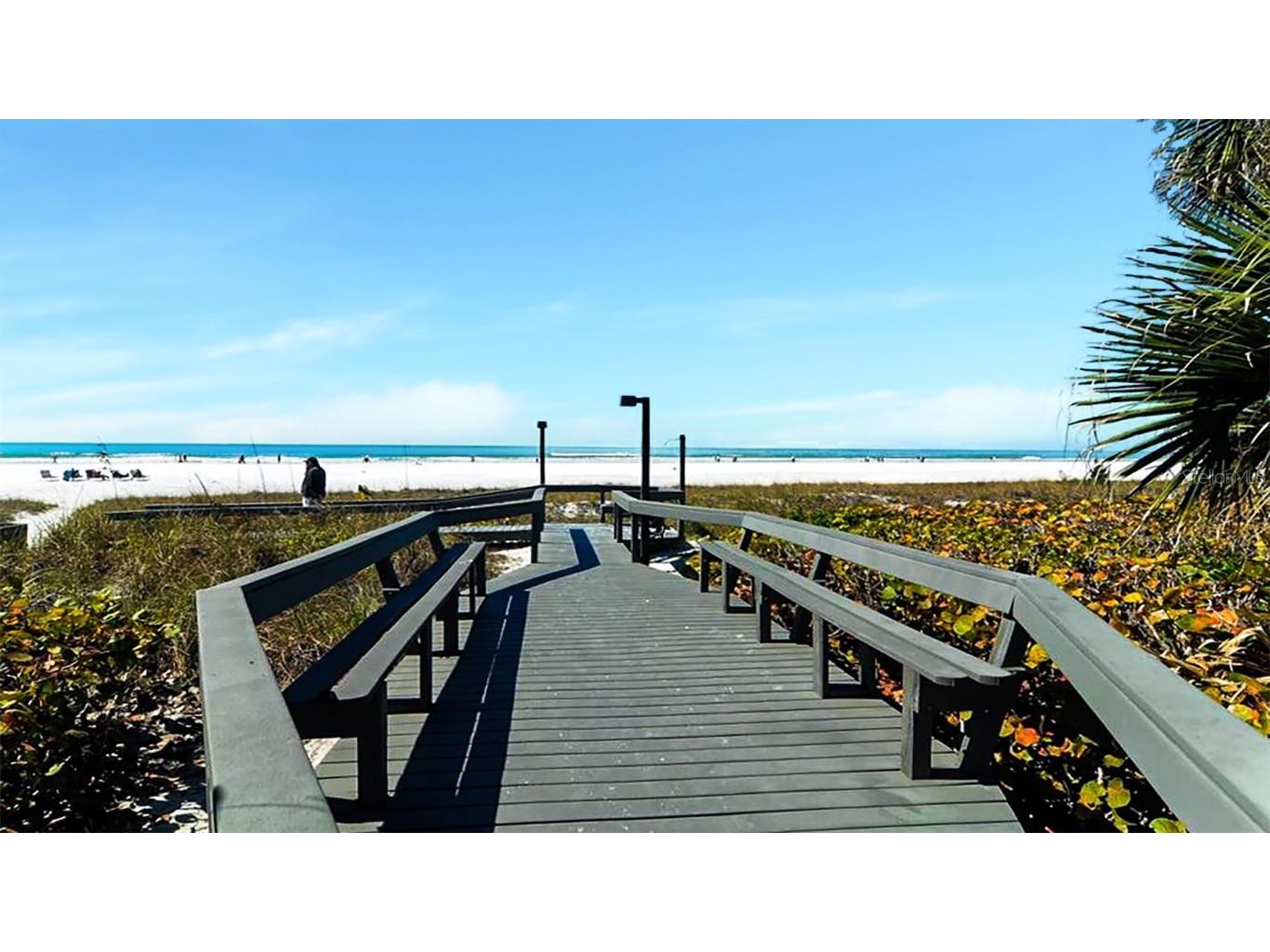 1351 Siesta Bayside Drive #1351-D Sarasota FL 34242 A4589578 image19