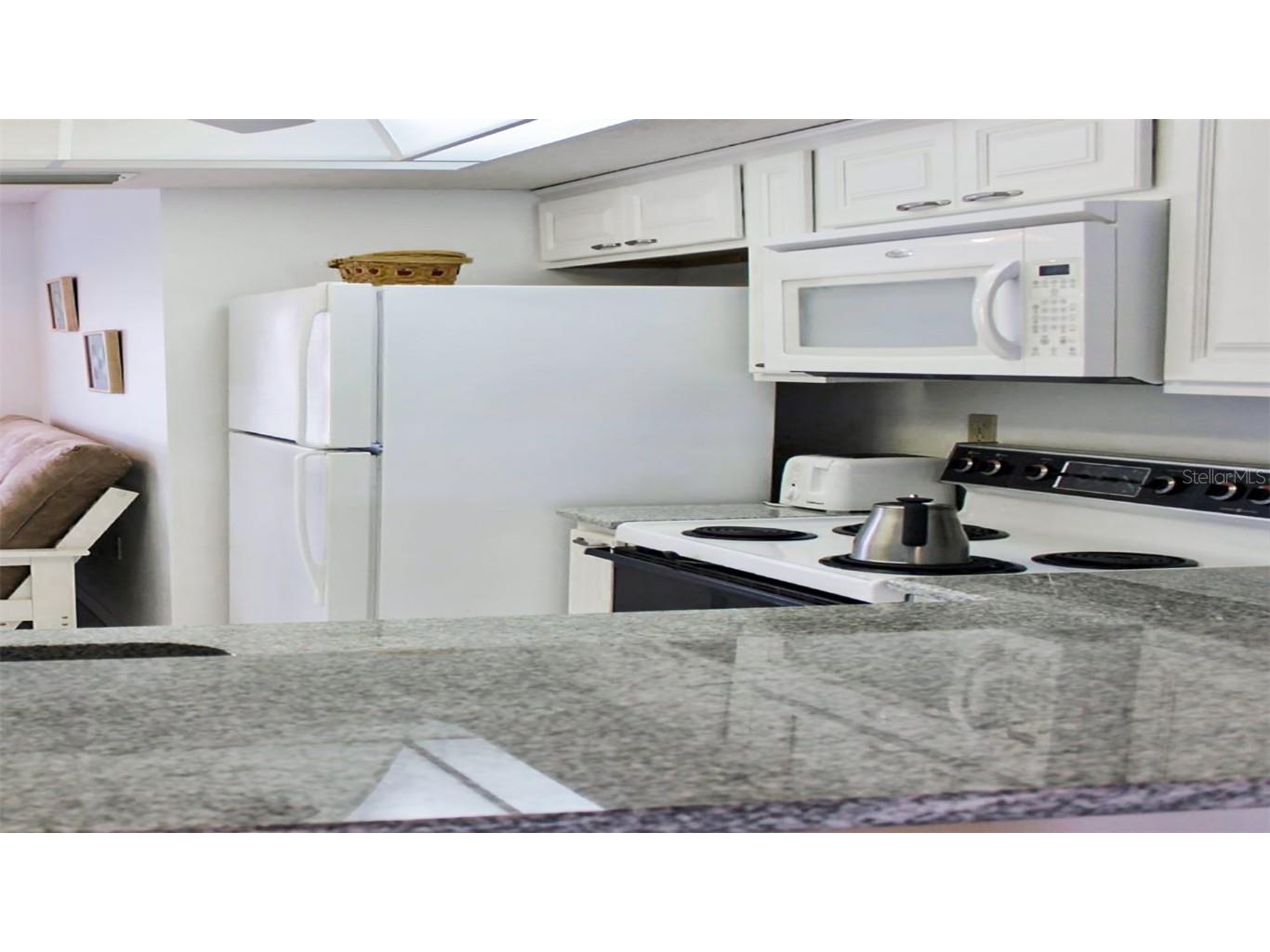 1351 Siesta Bayside Drive #1351-D Sarasota FL 34242 A4589578 image7