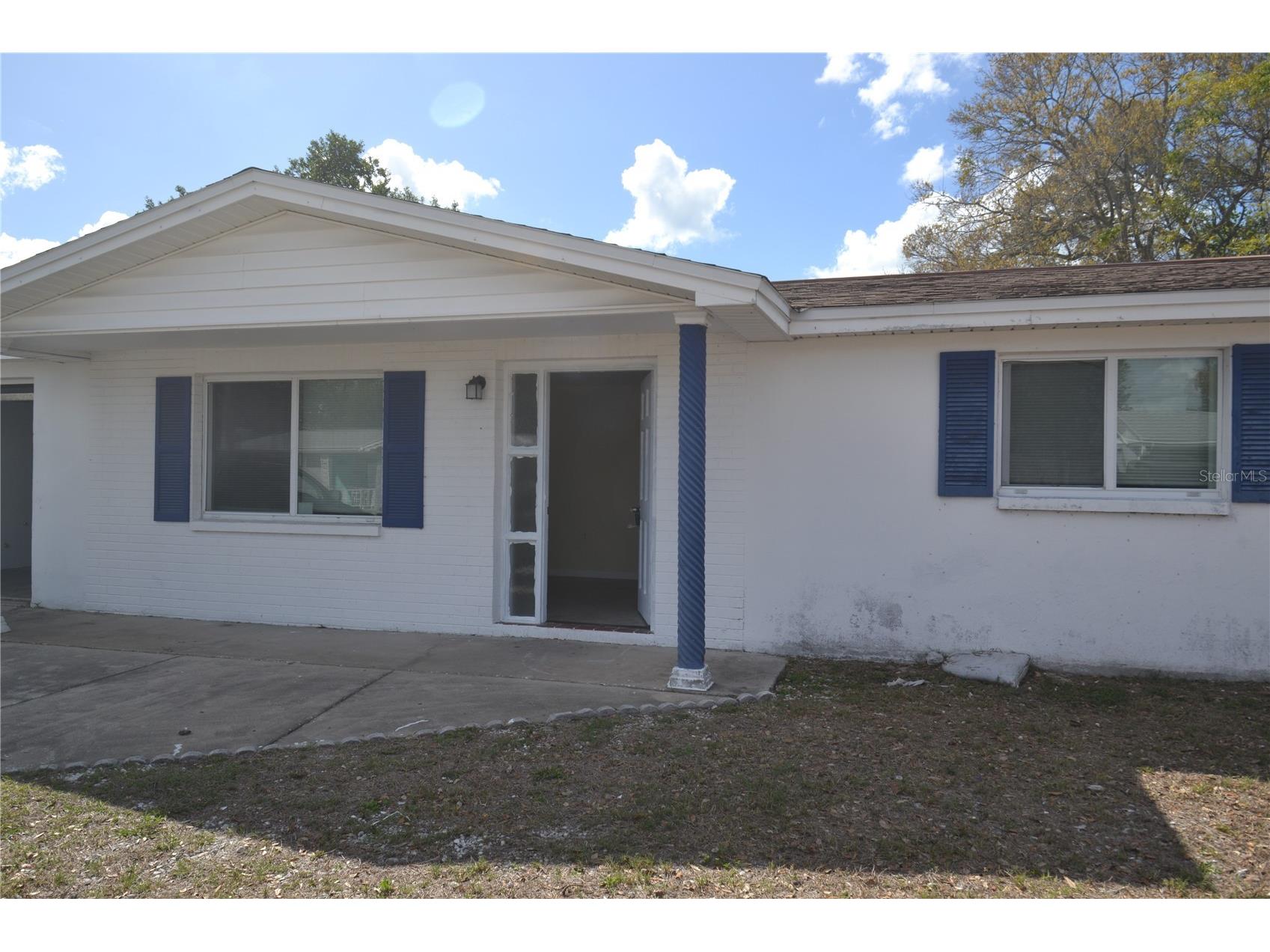 1351 Whitehall Lane Holiday FL 34691 TB8482672 image1