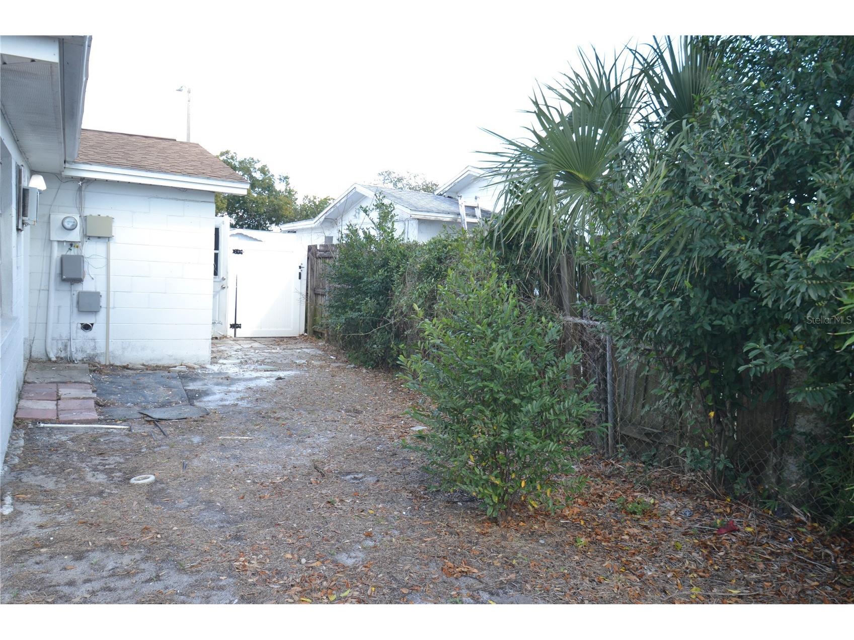 1351 Whitehall Lane Holiday FL 34691 TB8482672 image18