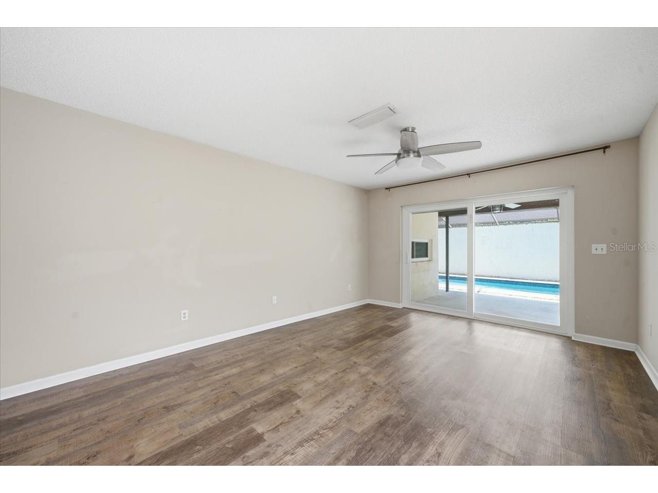 13510 Avista Drive Tampa FL 33624 TB8519341 image17