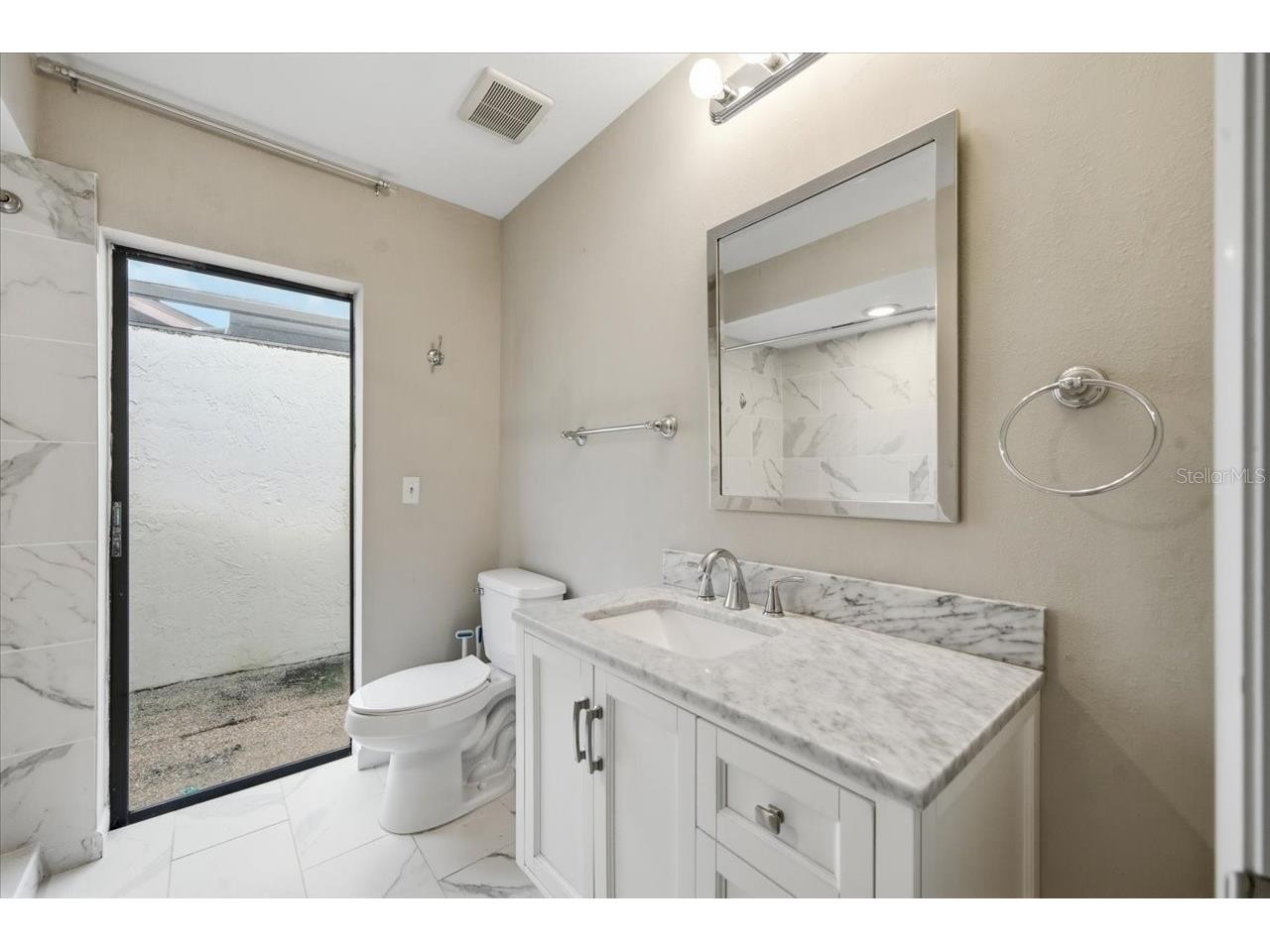 13510 Avista Drive Tampa FL 33624 TB8519341 image26