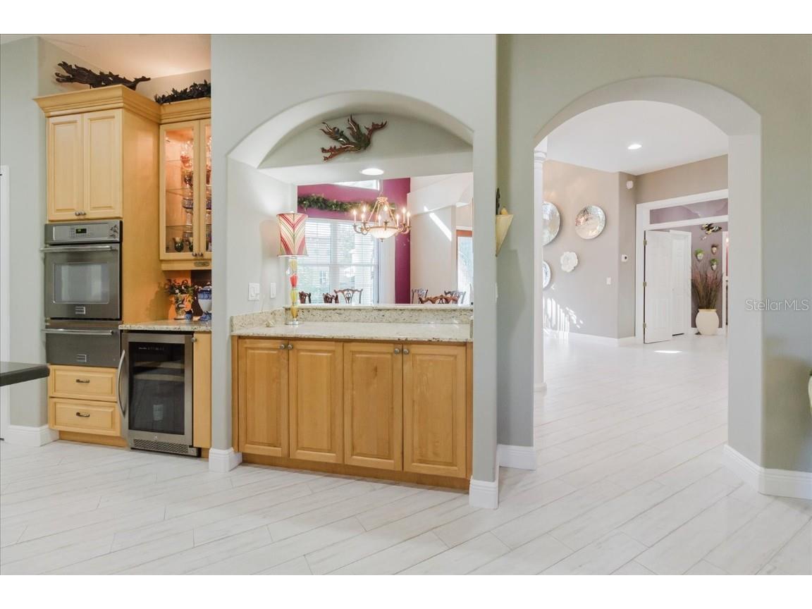 13510 Westshire Drive Tampa FL 33618 TB8448568 image35