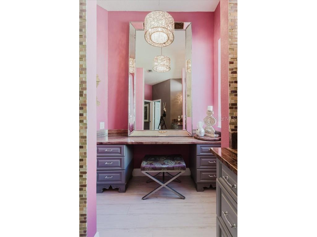 13510 Westshire Drive Tampa FL 33618 TB8448568 image42