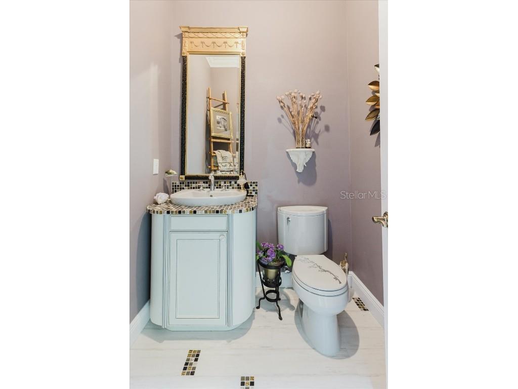 13510 Westshire Drive Tampa FL 33618 TB8448568 image59