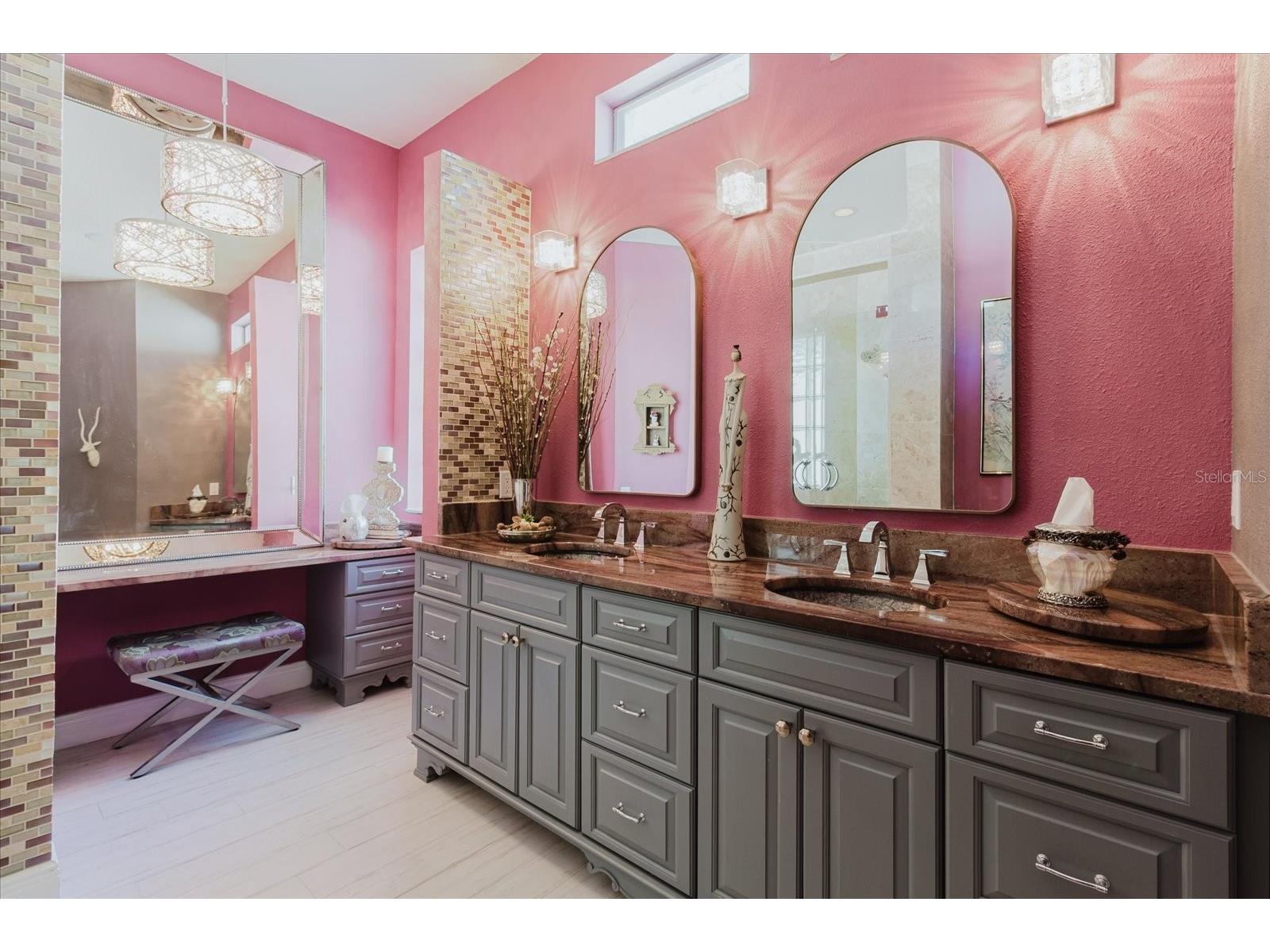 13510 Westshire Drive Tampa FL 33618 TB8514628 image37