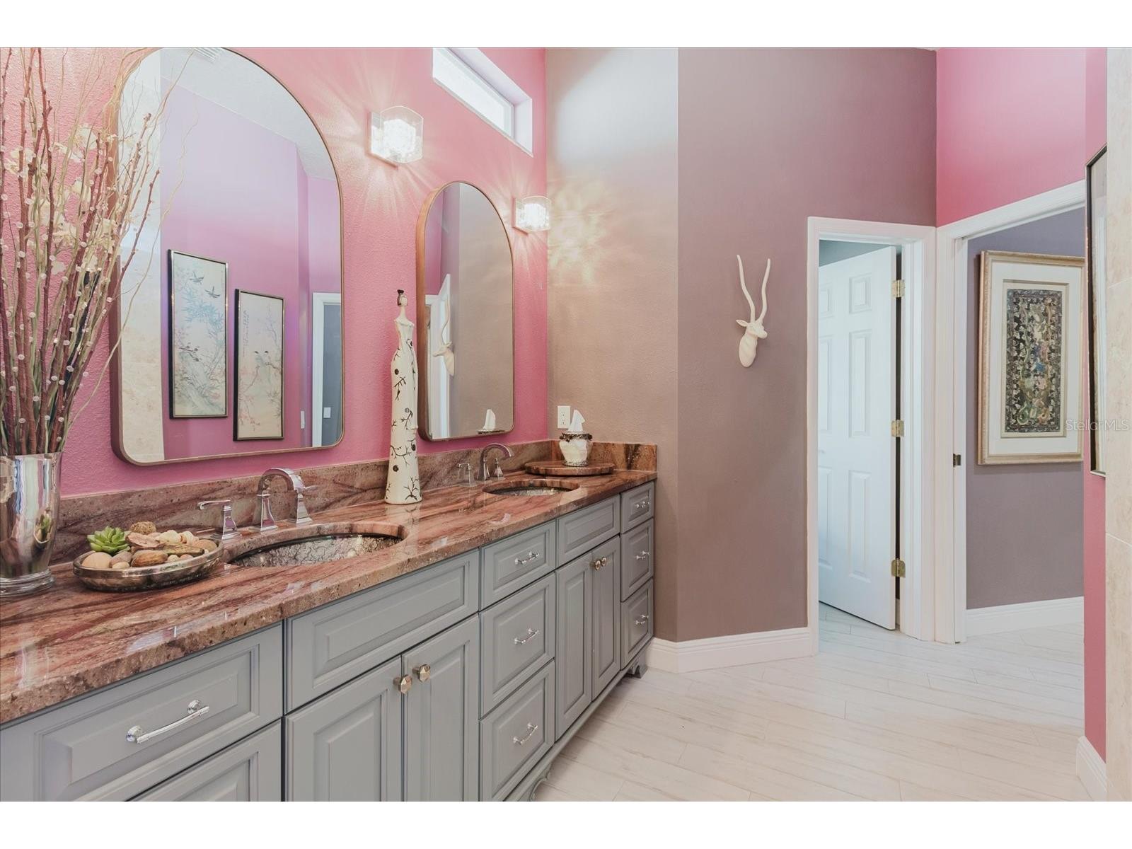 13510 Westshire Drive Tampa FL 33618 TB8514628 image39