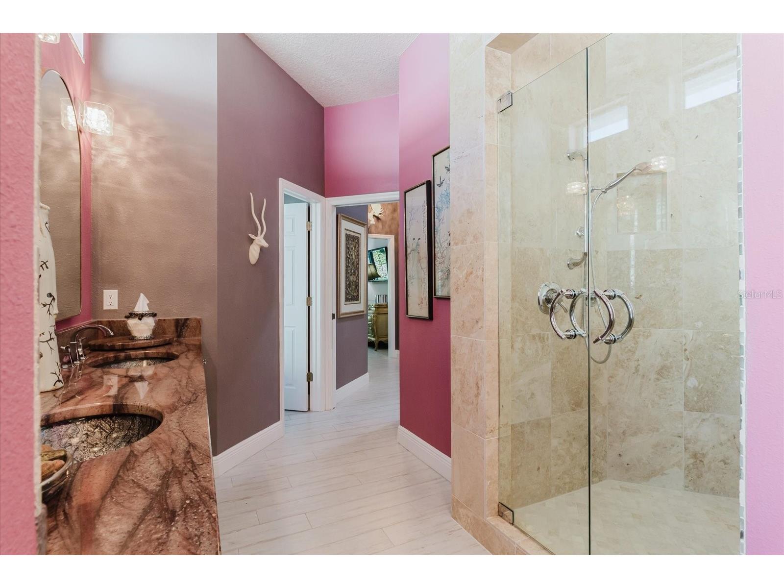 13510 Westshire Drive Tampa FL 33618 TB8514628 image42