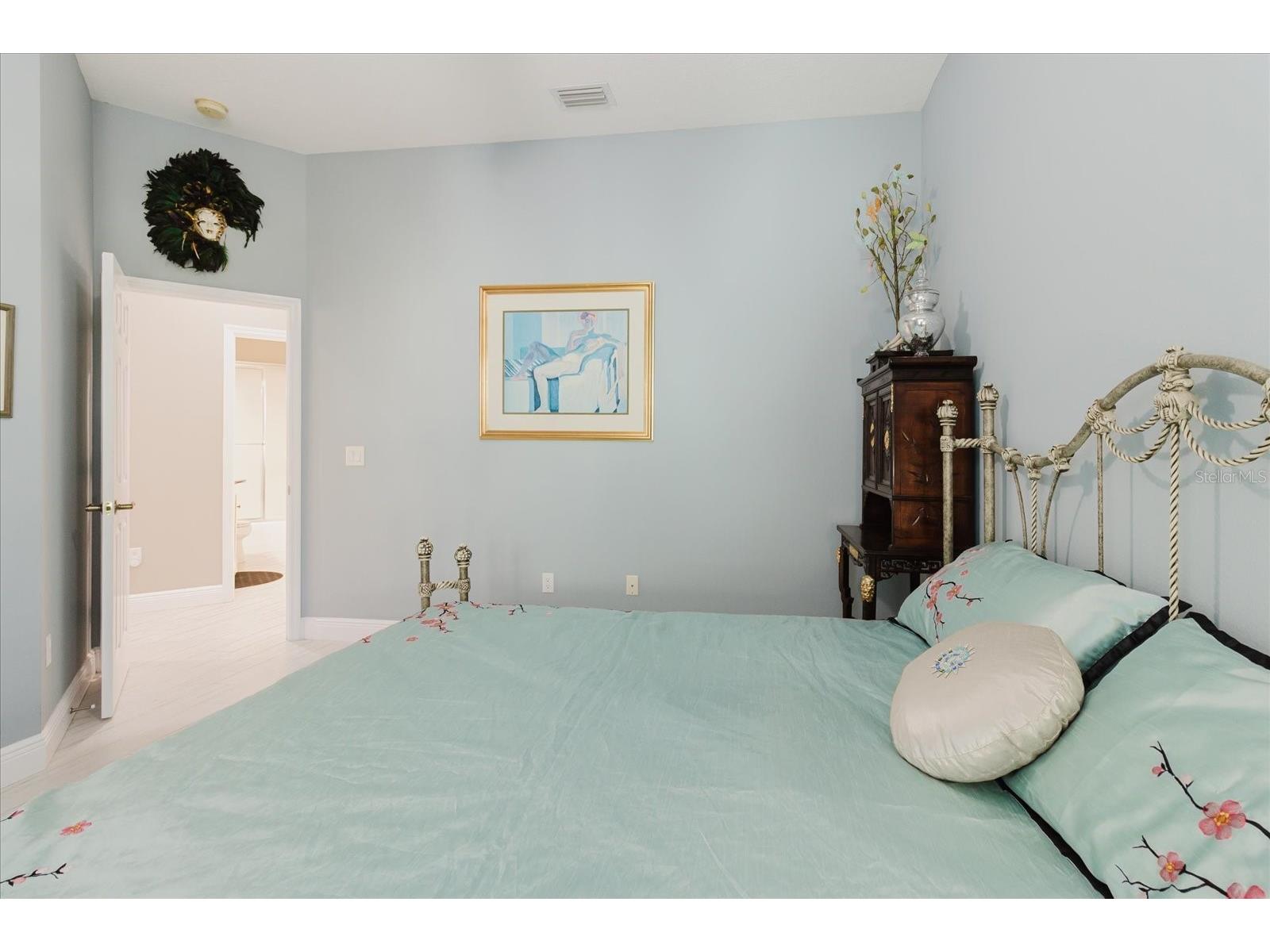 13510 Westshire Drive Tampa FL 33618 TB8514628 image59