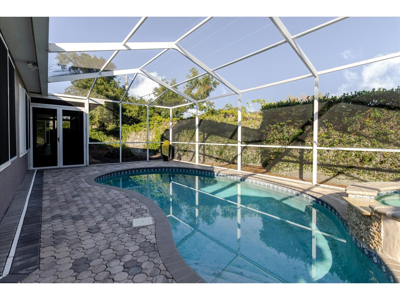 13510 Westshire Drive Tampa FL 33618 TB8514628 image75
