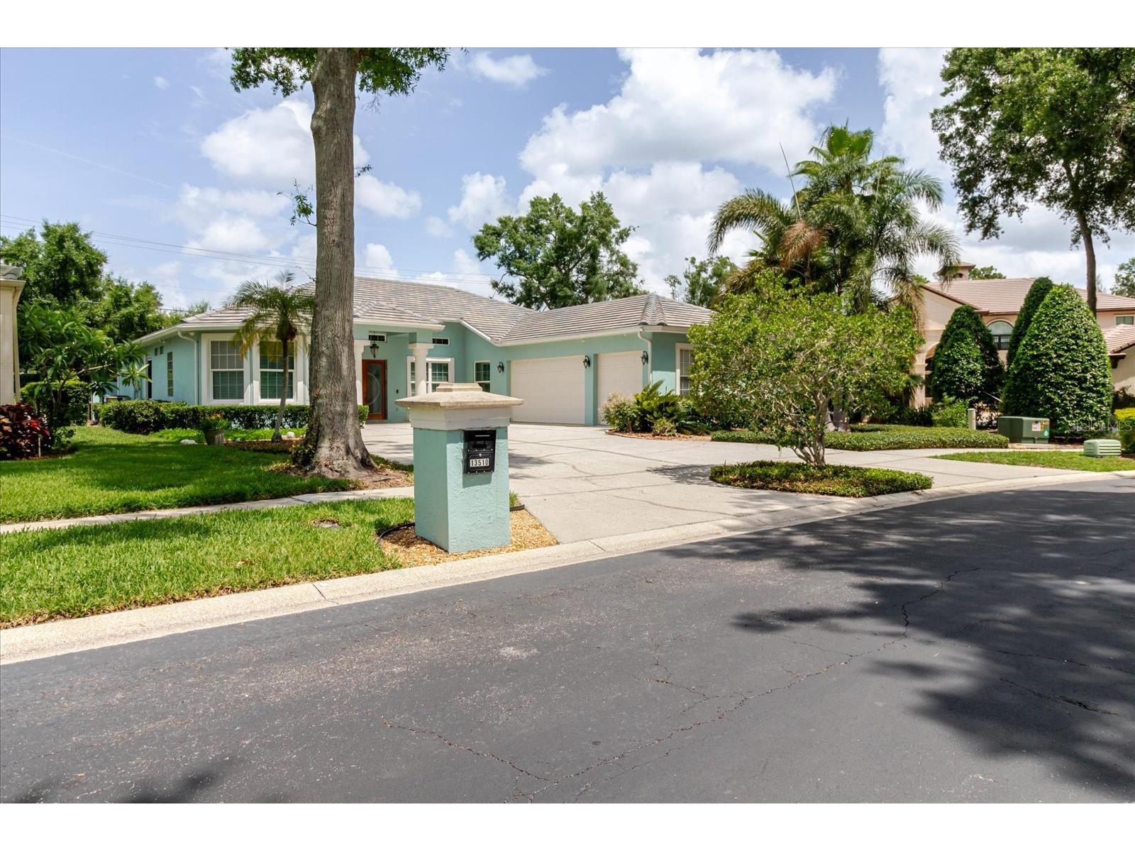 13510 Westshire Drive Tampa FL 33618 TB8514628 image92