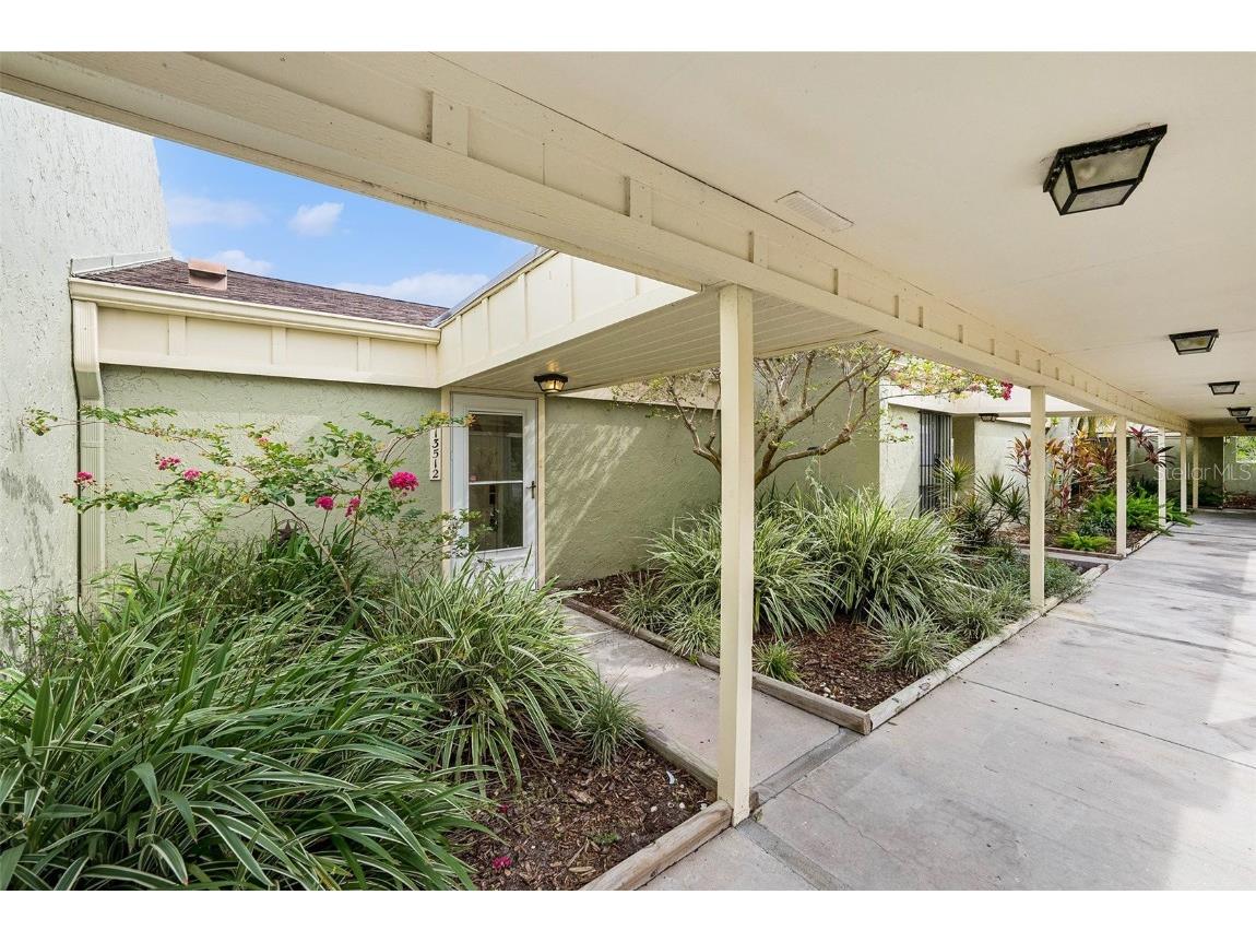 13512 Palmwood Lane Tampa FL 33618 TB8425601 image1