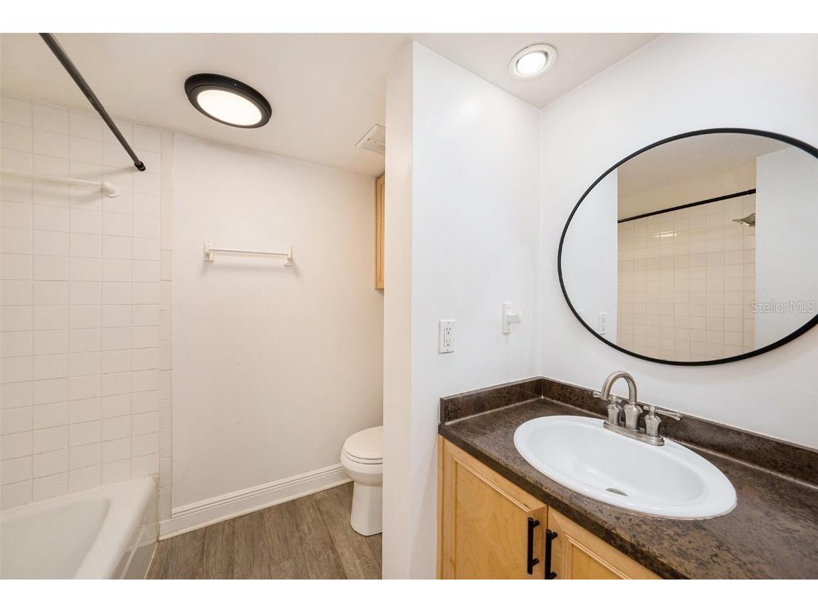 13512 Palmwood Lane Tampa FL 33618 TB8425601 image15