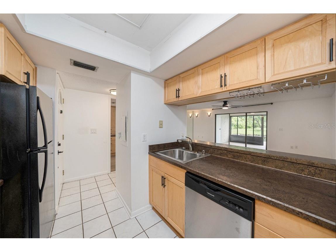 13512 Palmwood Lane Tampa FL 33618 TB8425601 image7