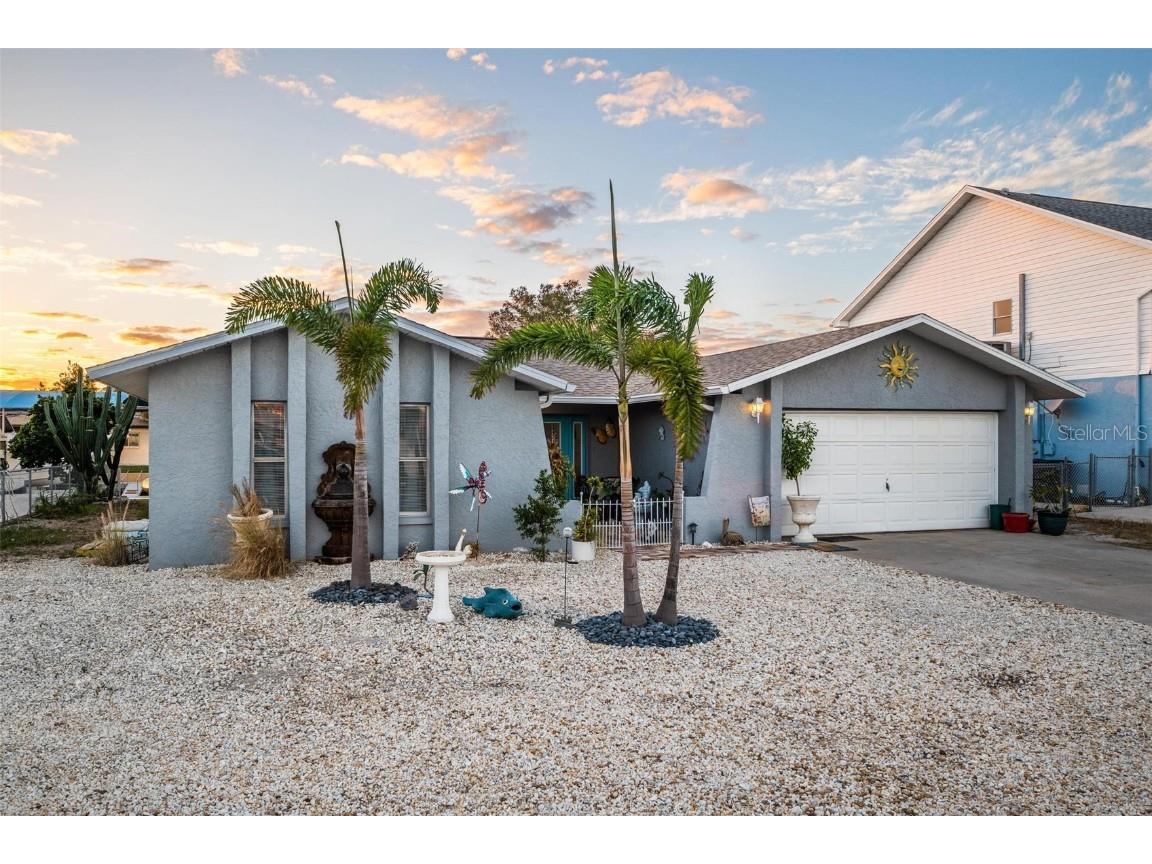 13515 Stacey Drive Hudson FL 34667 T3483105 image1