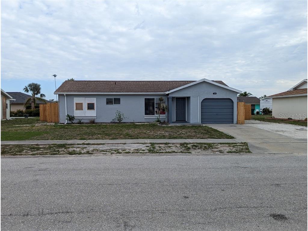 13519 Martha Avenue Port Charlotte FL 33981 D6130286 image1