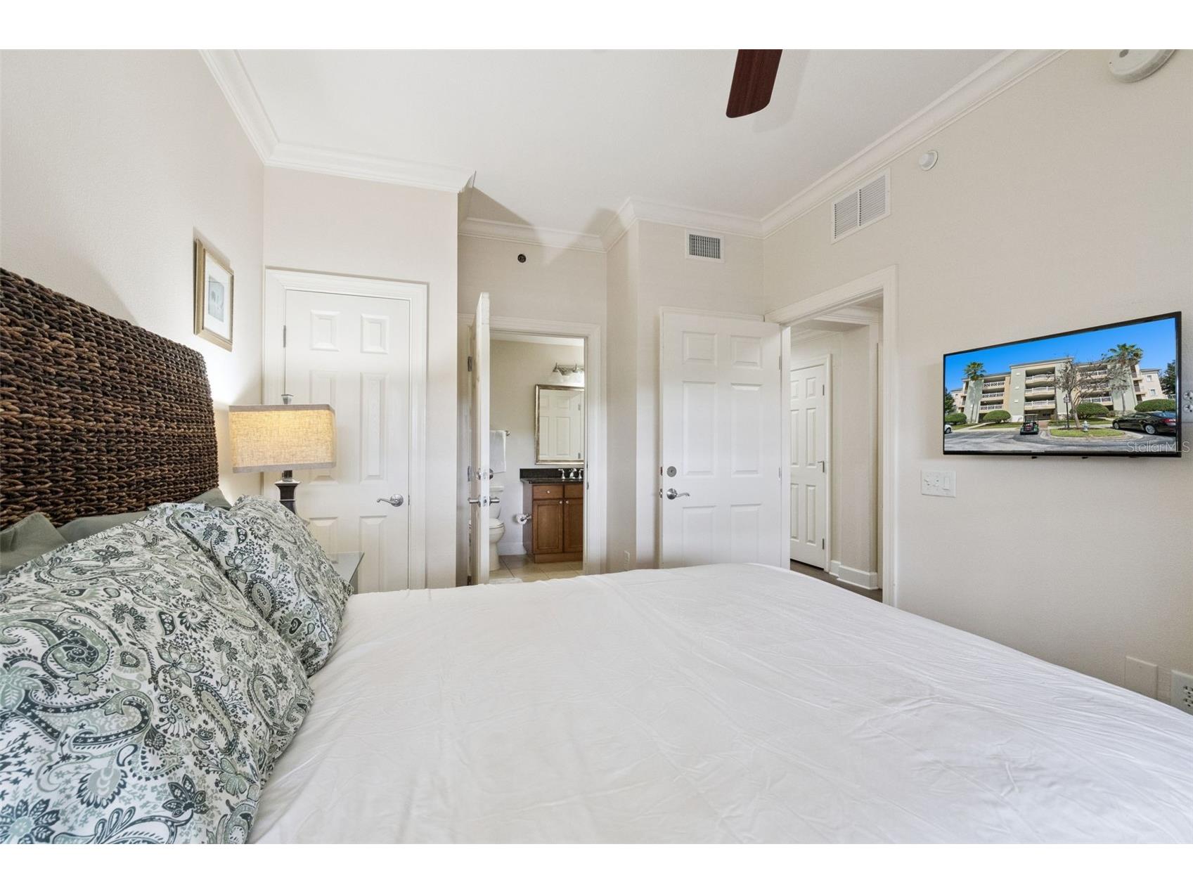 1352 Centre Court Ridge Drive #302 Reunion FL 34747 S5146069 image17